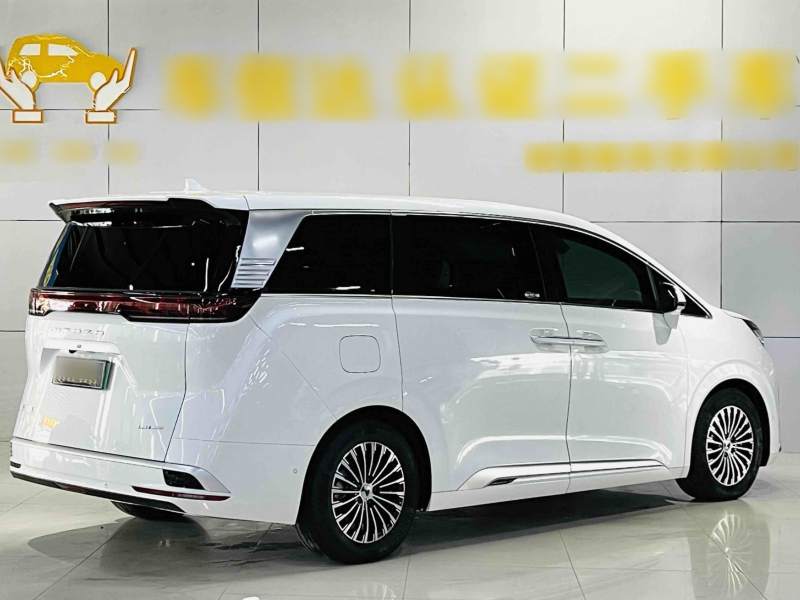 Used Denza D9 2022 DM-i 970 Four-Wheel Drive Flagship Model — 30