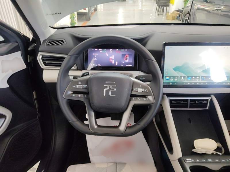 Used BYD Yuan UP 2025 Intelligent Driving Version 401 KM Dynamic Edition — 10