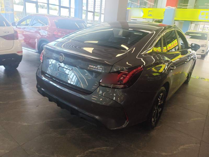 Used MG 5 2023 180 DVVT CVT Fashion Edition — 6