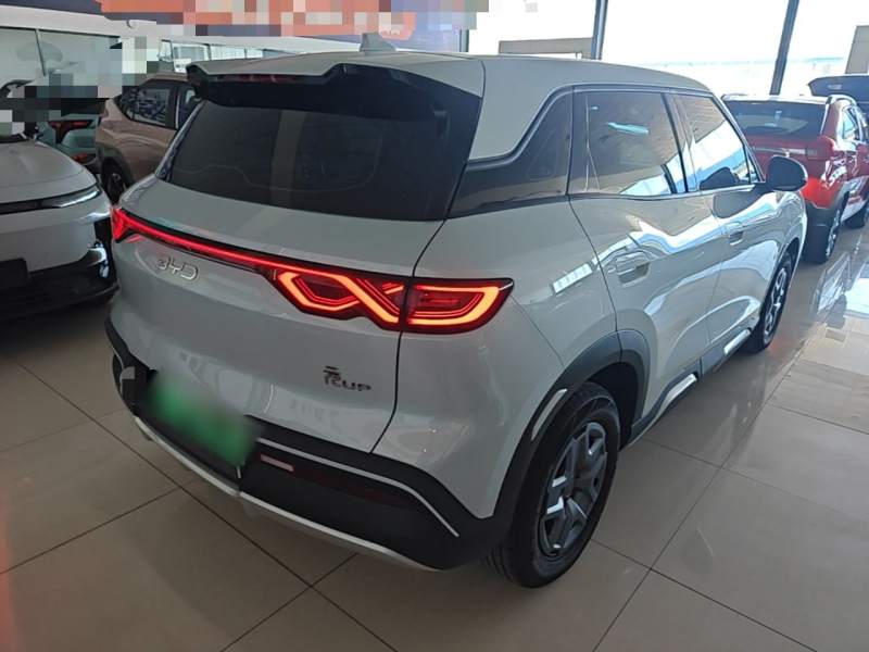Used BYD Yuan UP 2025 Model 301KM Leading Version — 6