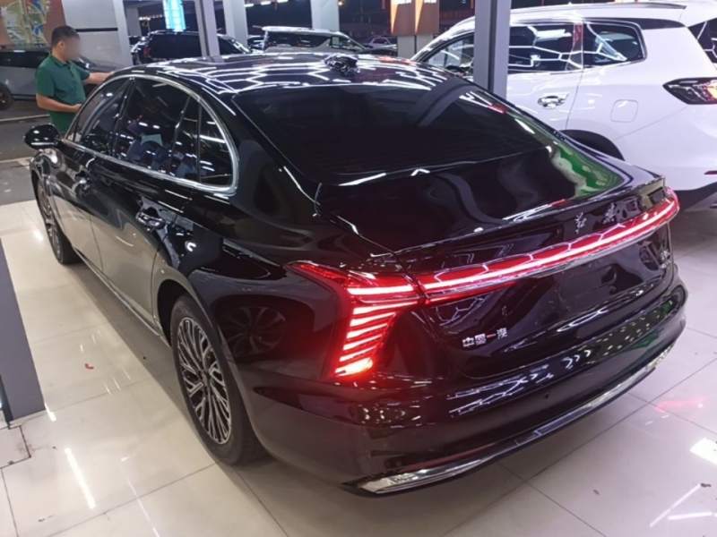 Used Hongqi H5 2025 2.0T Automatic Flag Edition – 500 000 Units Commemorative Version — 4