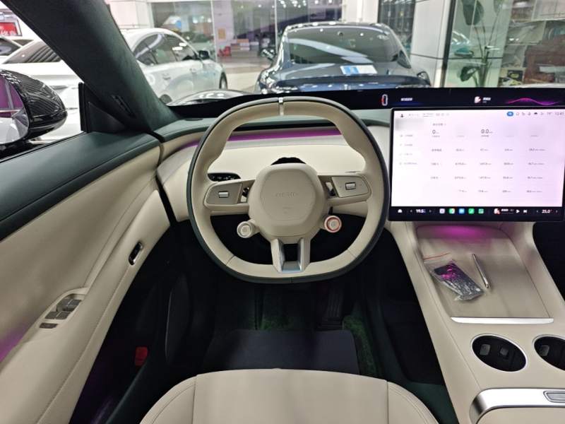 Used Xiaomi Auto YU7 2025 Ultra-Long Range High-Performance All-Wheel-Drive Max Edition — 10