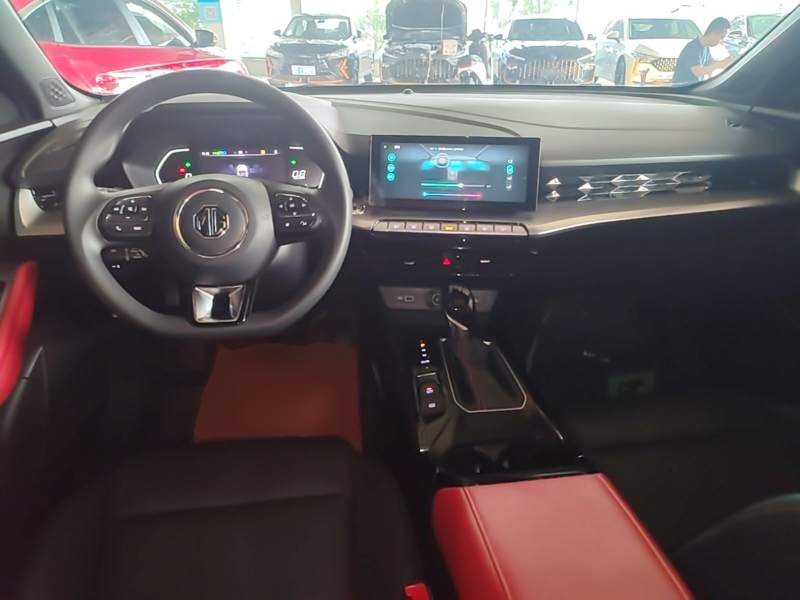 Used MG 5 2022 180 DVVT CVT Youth Luxury Edition — 9