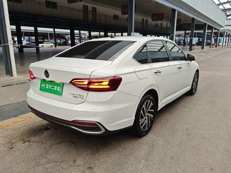 Used Volkswagen Lavida 2023 280TSI DSG Full-Comfort Edition — 6