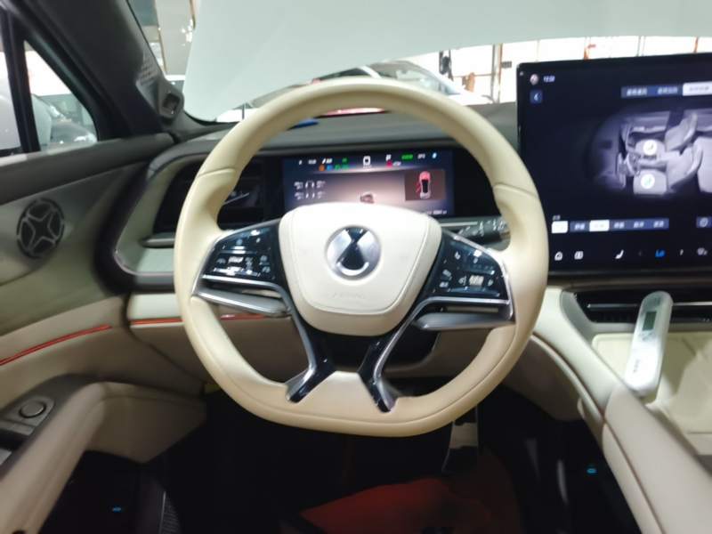 Used Denza N7 2023 Long-Range Performance Edition — 10