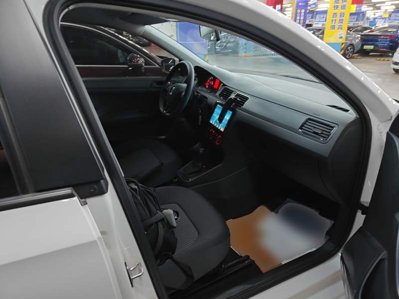 Used Volkswagen Santana 2021 1.5L Automatic Fashion Edition — 24