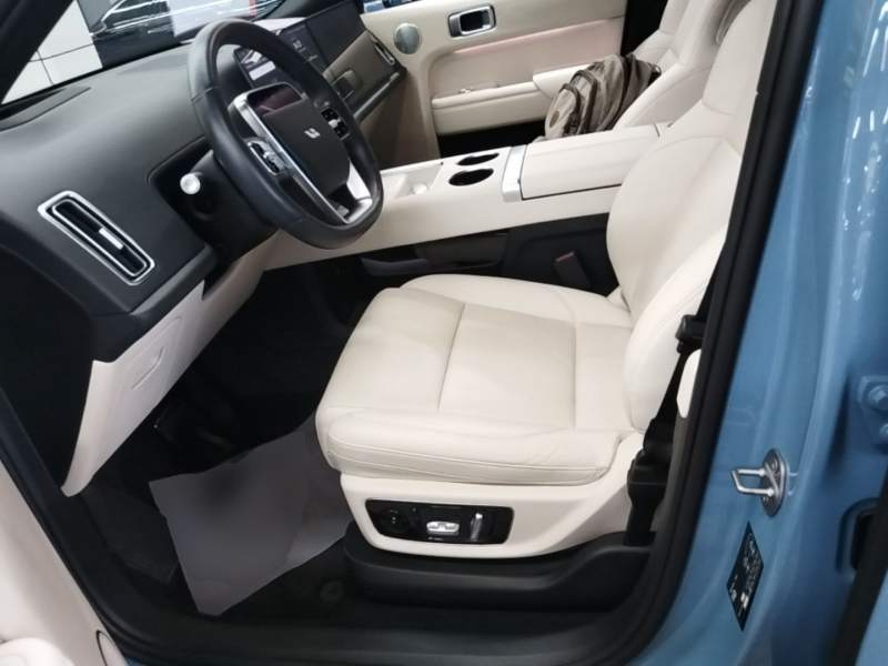 Used Li Auto L9 2022 Max model — 14