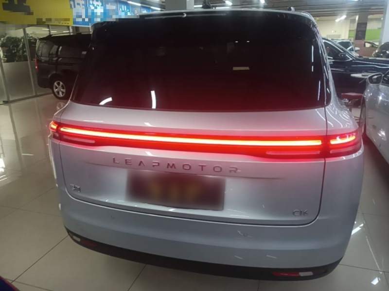 Used Leapmotor C16 2024 Range-Extended 200 Luxury Edition — 5