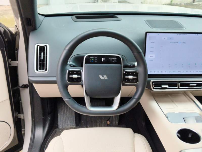 Used Li Auto L6 2025 Max Smart Refresh Edition — 2