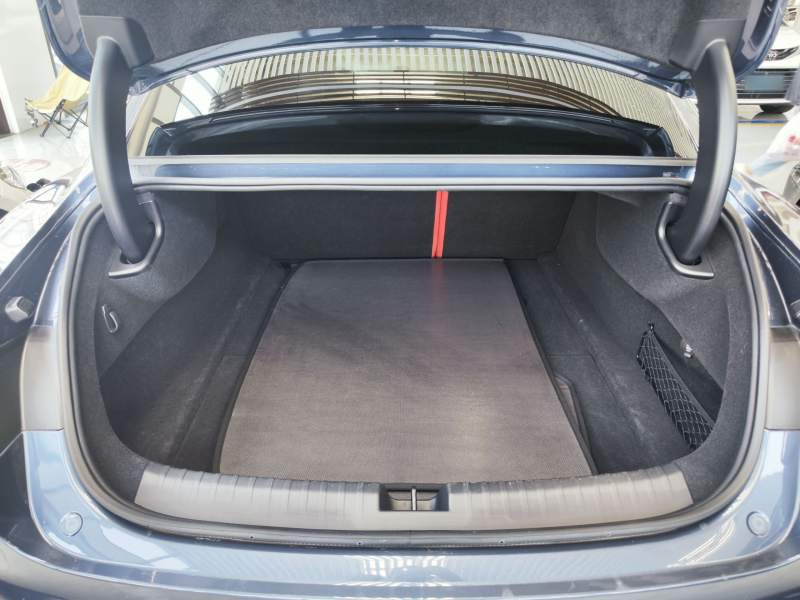 Used Xiaomi Auto SU7 2024 Four-Wheel Drive Ultra-Long Range Advanced Intelligent Driving Max Edition — 18
