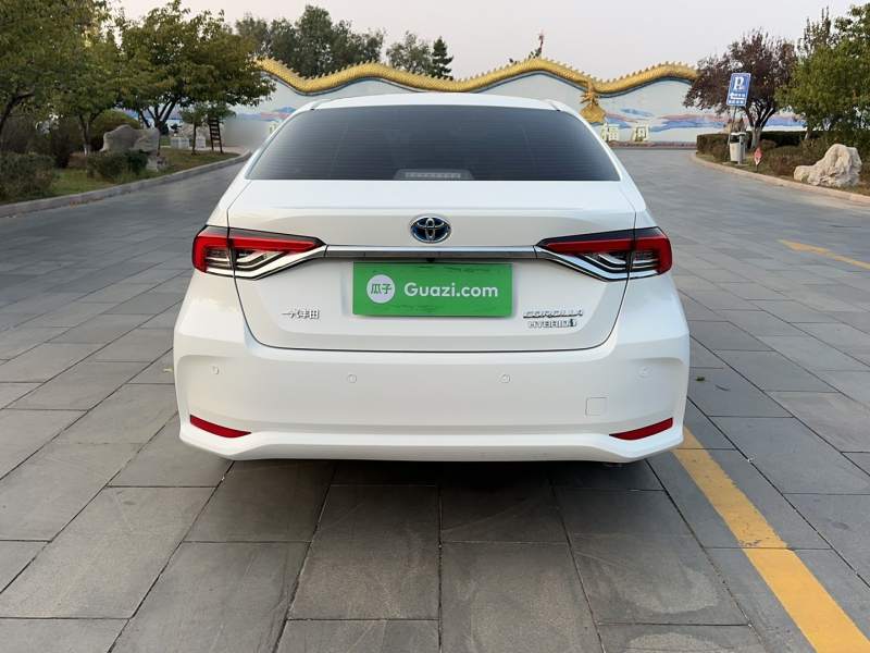 Used Toyota Corolla 2021 Dual-Motor 1.8L E-CVT Elite Edition — 5