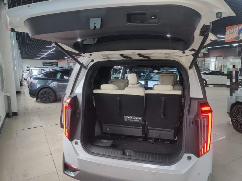 Used GAC Trumpchi M8 2023 Zongshi Series Dual-Motor Flagship Edition — 18