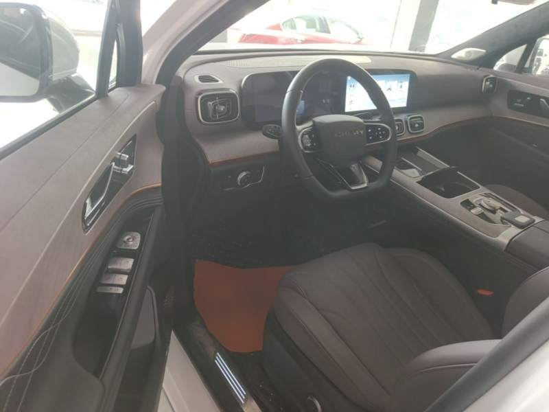 Used Chery Tiggo 9 2025 2.0T Automatic Two-Wheel Drive Luxury Edition 5 Seats — 15