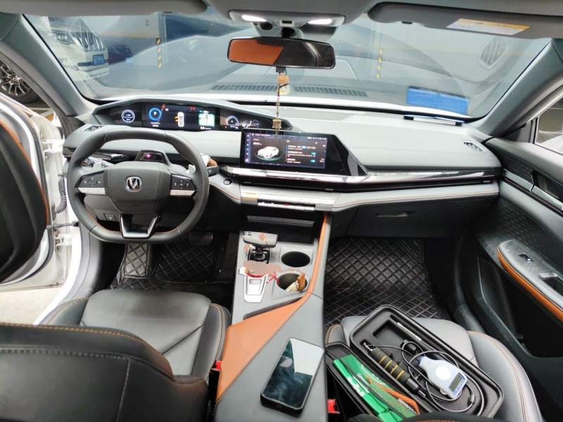 Used CHANGAN UNI-V 2022 1.5T Prestige Version — 5