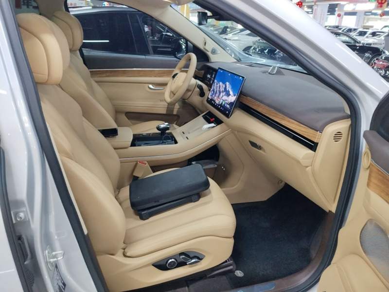 Used AITO/LUXEED/MAEXTRO/SAIC/STELATO AITO M7 2024 1.5T Rear-Drive Plus Version 5 Seats — 24