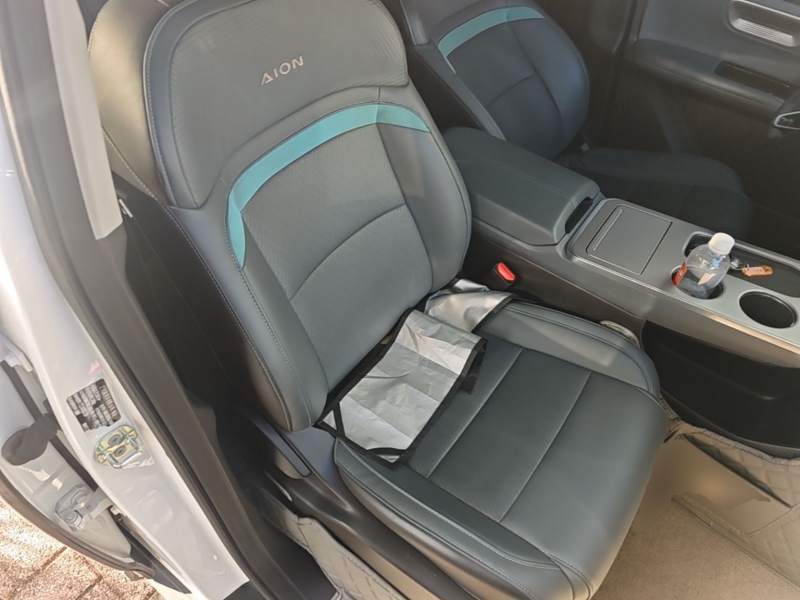 Used AION Y 2023 Younger Star Edition — 24