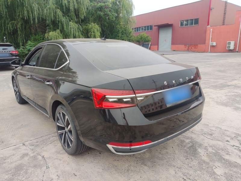 Used Skoda Superb 2023 Facelifted TSI280 DSG Luxury Edition — 4