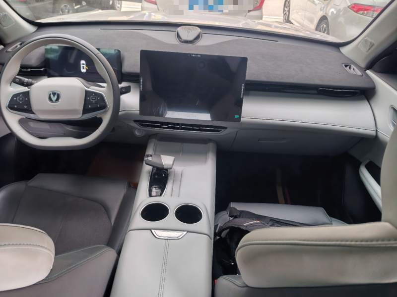 Used CHANGAN UNI-Z 2025 1.5T Luxury Version — 9
