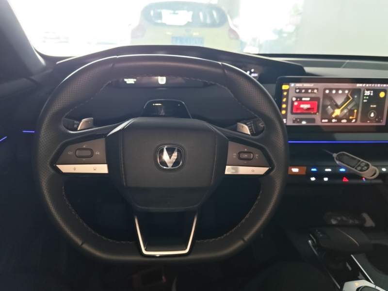 Used CHANGAN UNI-V 2022 1.5T Prestige Version — 10