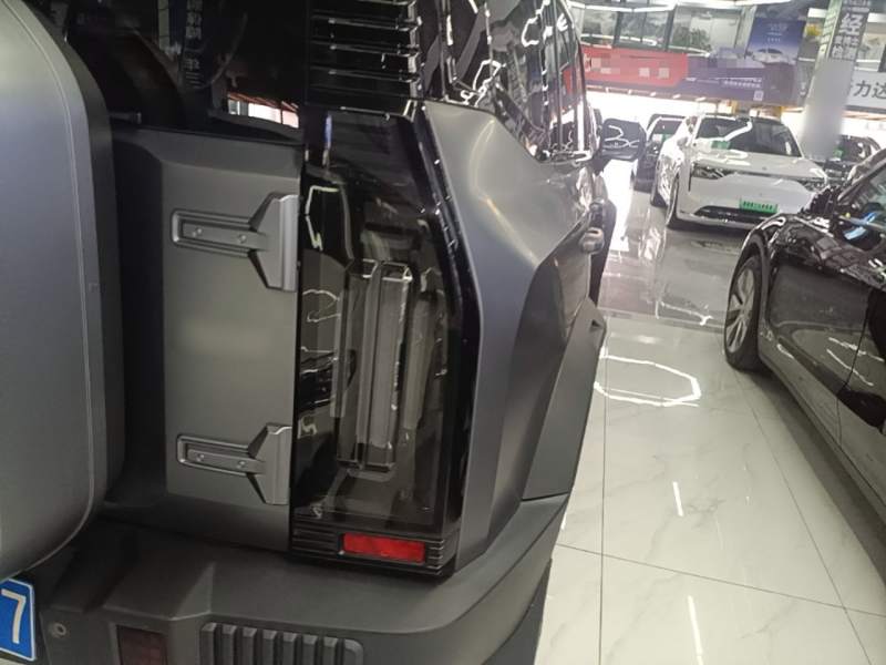 Used JETOUR Traveler 2023 1.5T Two-Wheel Drive Discovery PRO — 7