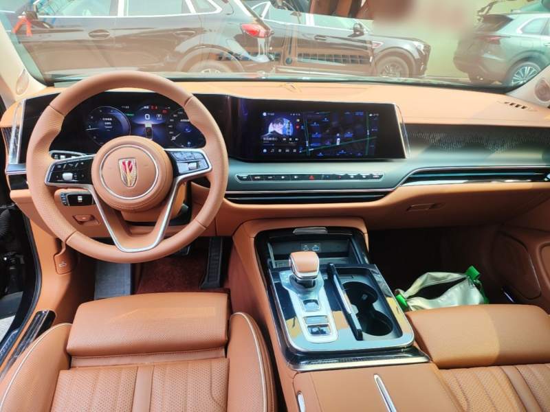 Used Hongqi H9 2025 Model Facelifted 2.0T Two-Wheel Drive Flag-Style Luxury Business Edition, 5 Seats – Chinese Trim Xiang — 9