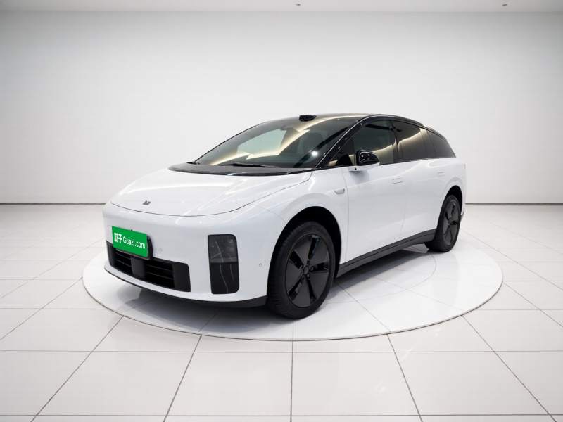 Used Li Auto i6 2025 Model Two-Wheel-Drive Standard Type — 1