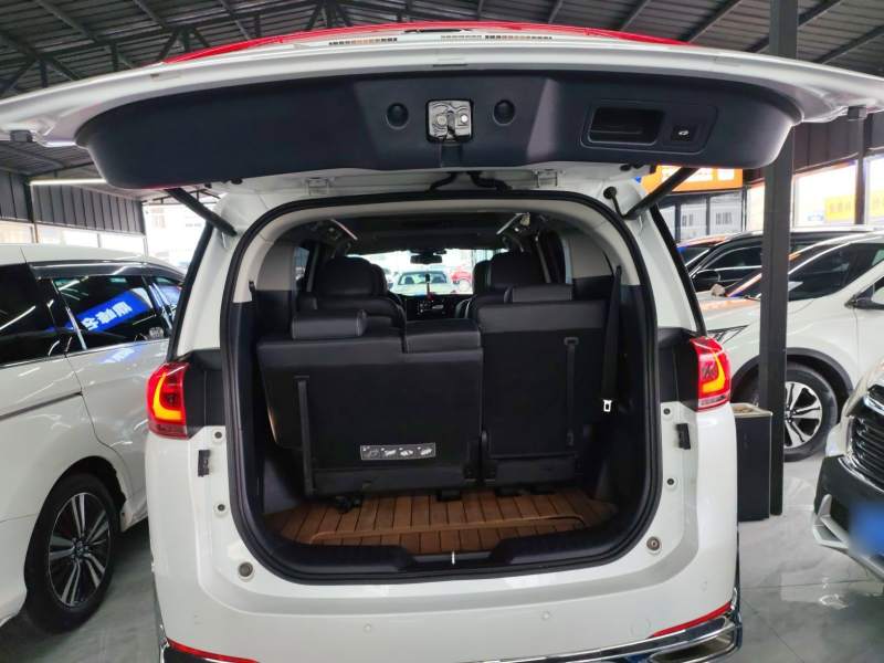 Used GAC Trumpchi M8 2023 Lingxiu Series 390T Prestige Edition — 14