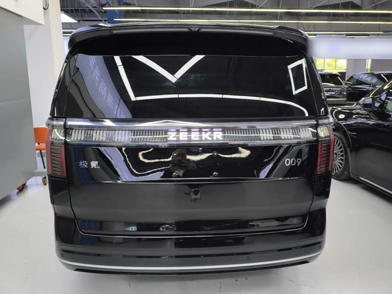 Used Zeekr 009 2024 7-Seater Walk-Through Version Four-Wheel Drive 108 kWh — 5