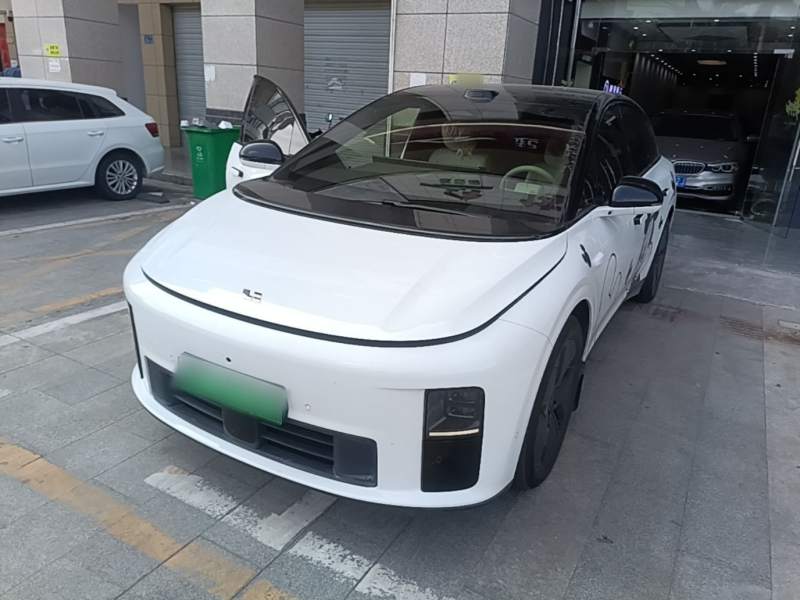 Used Li Auto i6 2025 Model Two-Wheel-Drive Standard Type