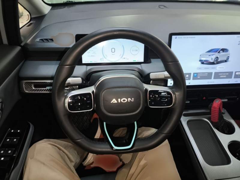 Used AION Y 2023 Younger Star Edition — 10