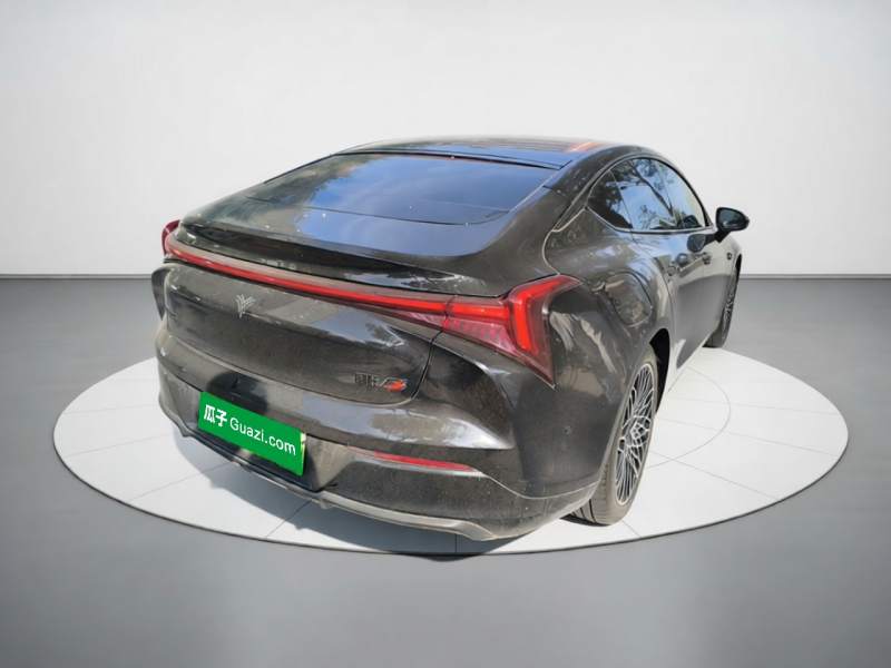 Used NETA S 2022 Extended-Range Version 1160 km Rear-Drive Big Edition — 4
