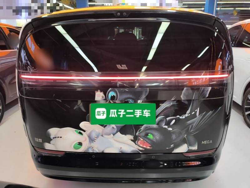 Used Li Auto MEGA 2025 Home Family Special Edition — 5