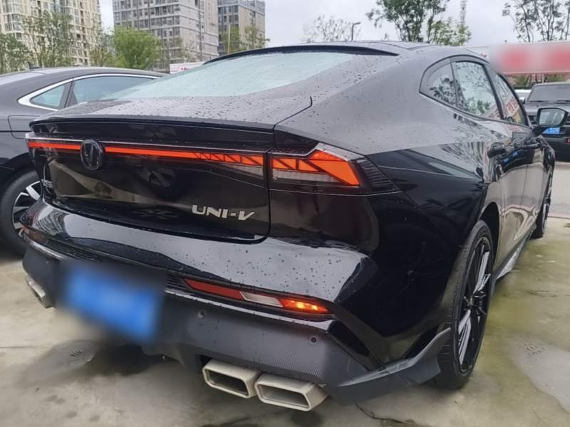 Used CHANGAN UNI-V 2024 1.5T Prestige Sport Edition — 6