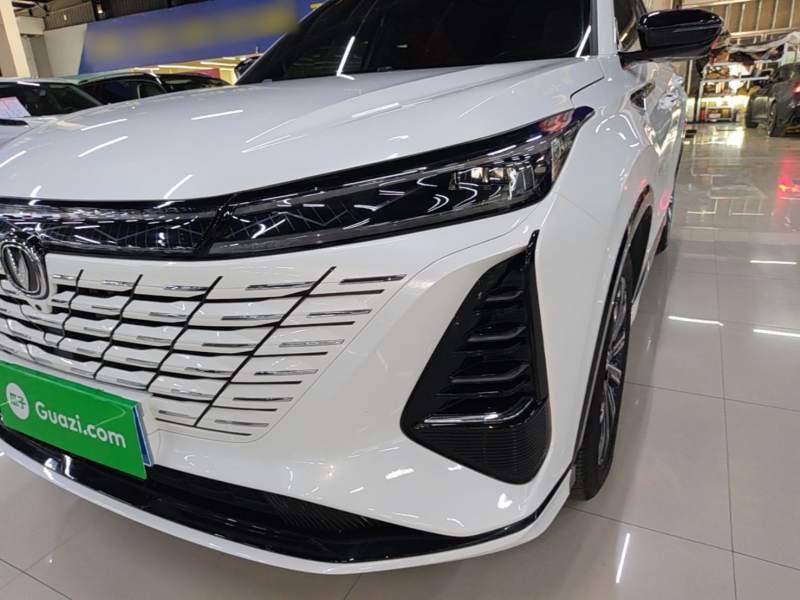 Used CHANGAN CS75 PLUS 2024 3rd Generation Champion Edition 1.5T Intelligent Drive Dynamic Model – Sport Navigation — 24
