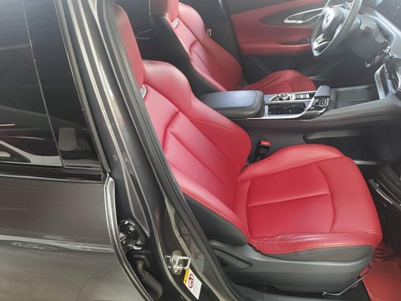 Used CHANGAN UNI-T 2020 1.5T Prestige Version — 24