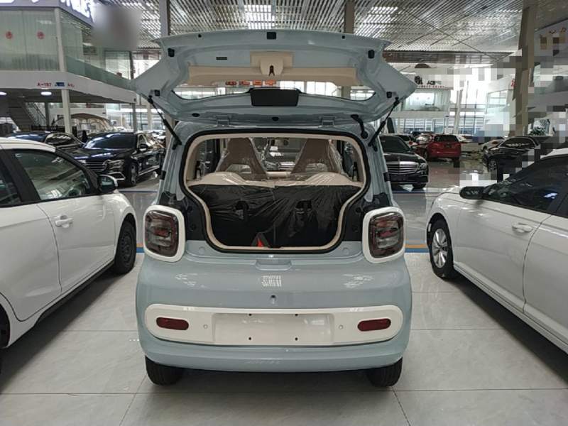 Used Bestune Pony 2026 222km Colorful Horse — 18
