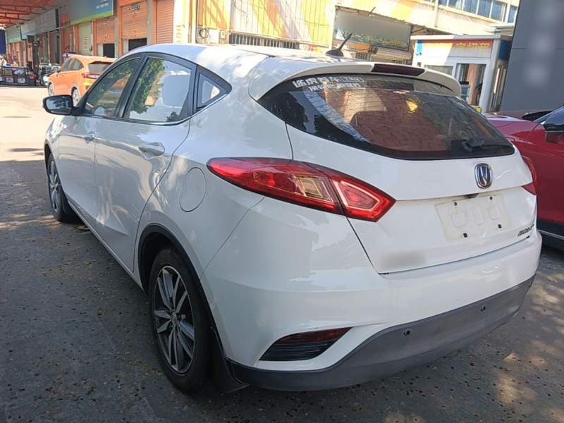 Used CHANGAN Eado 2015 1.6L Manual ZhiKu Model China V Standard — 4