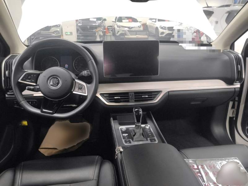 Used BYD Tang 2018 2.0T Automatic Smart Connect Prestige 7-Seater China V Standard — 10