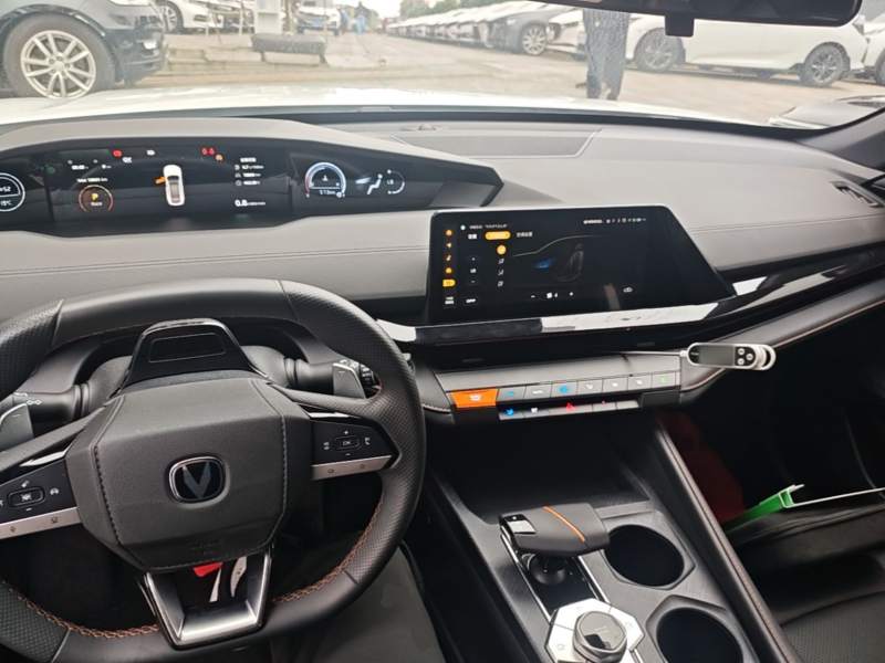 Used CHANGAN UNI-V 2024 1.5T High-Energy Version — 9