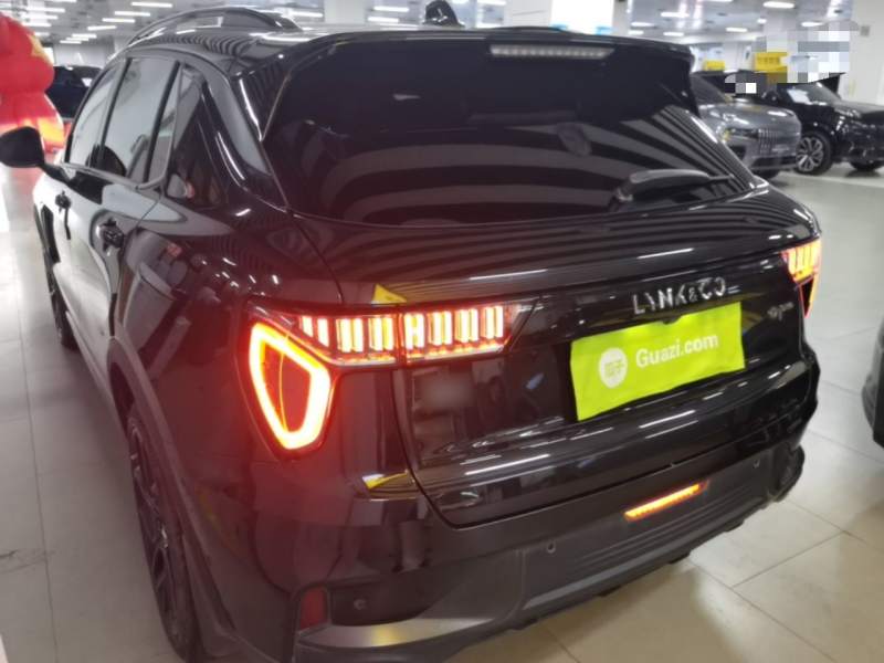 Used Lynk & Co 01 2021 2.0TD Four-Wheel Drive Dark Night Edition — 4