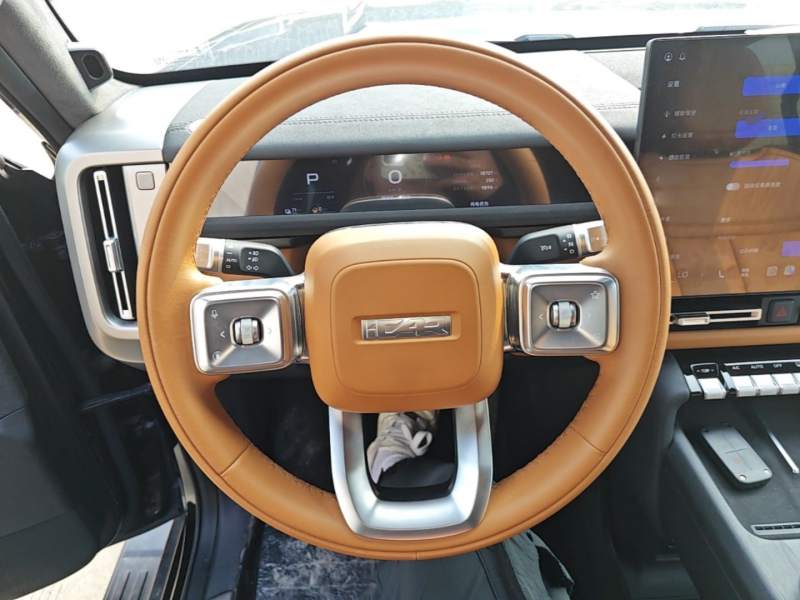 Used iCAR V27 2026 Model 200KM Four-Wheel Drive Falcon 500 — 10