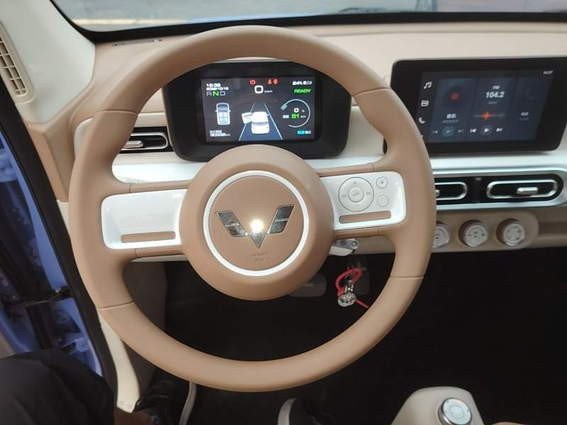 Used Wuling Hongguang MINIEV 2024 3rd Generation 215km Advanced Version — 10