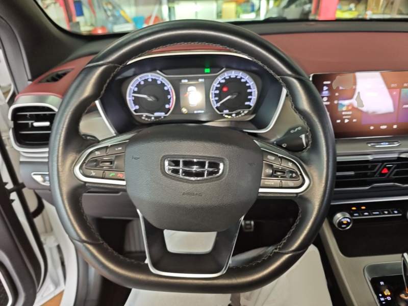 Used Geely Auto Coolray 2020 PRO 260T DCT Knight — 10