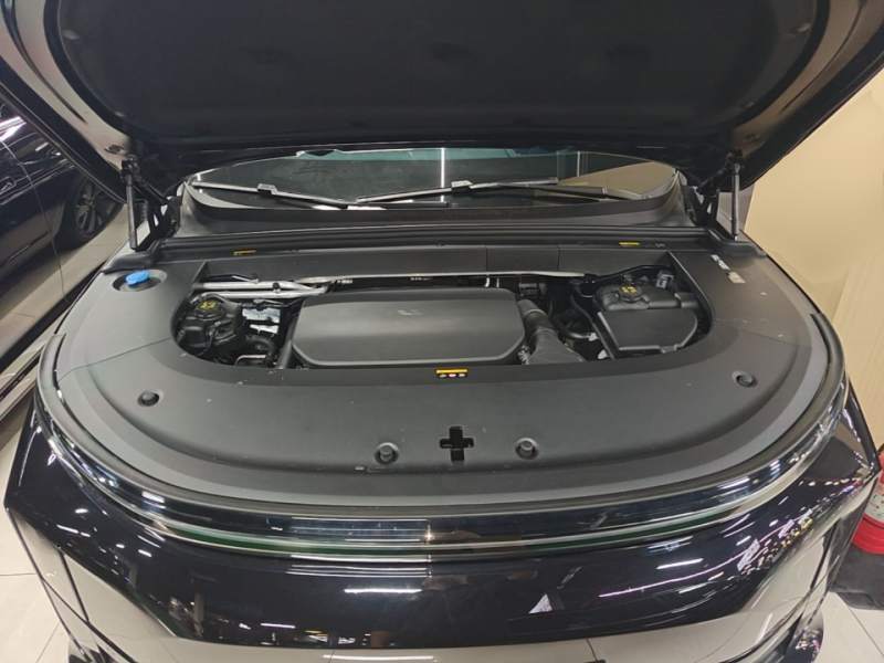 Used Li Auto L6 2025 Pro Smart Refresh Edition — 19