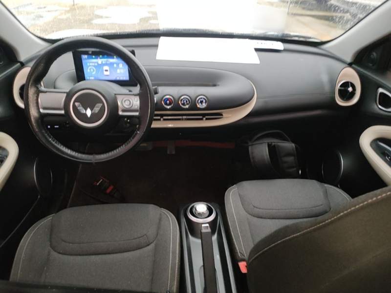 Used Wuling Bingo 2024 203km Light Edition — 9