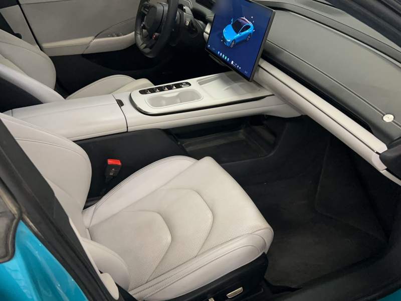 Used Xiaomi Auto SU7 2024 Four-Wheel Drive Ultra-Long Range Advanced Intelligent Driving Max Edition — 24