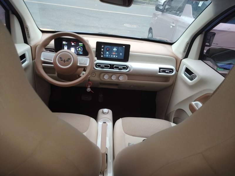 Used Wuling Hongguang MINIEV 2024 3rd Generation 215km Advanced Version — 9