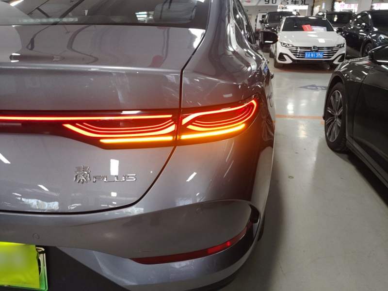 Used BYD Qin PLUS 2025 DM-i Smart Drive 55KM Leading Model — 7
