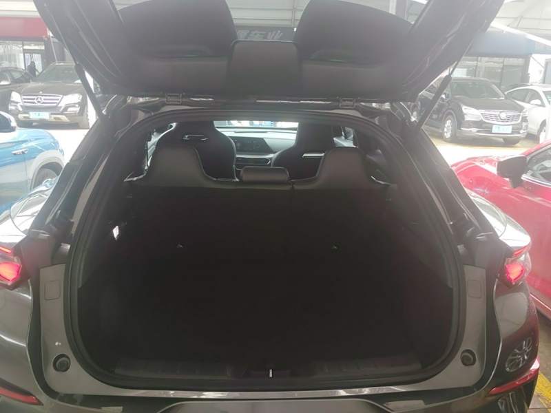 Used CHANGAN UNI-T 2022 2.0T Prestige Version — 18