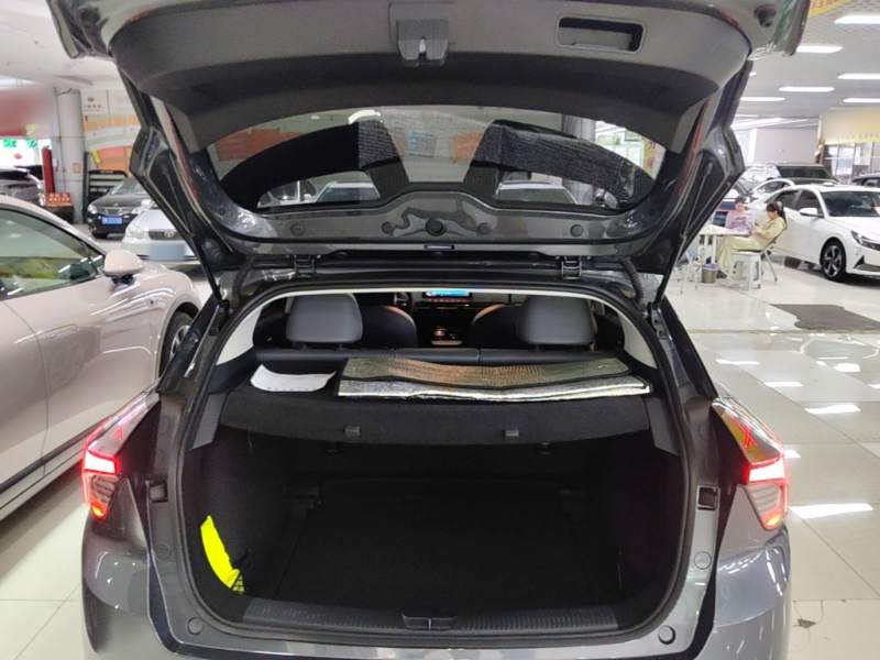 Used MG 4 EV 2022 520 km Flagship Edition — 18